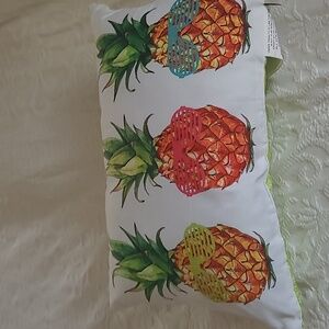 Stratford outdoor pillow